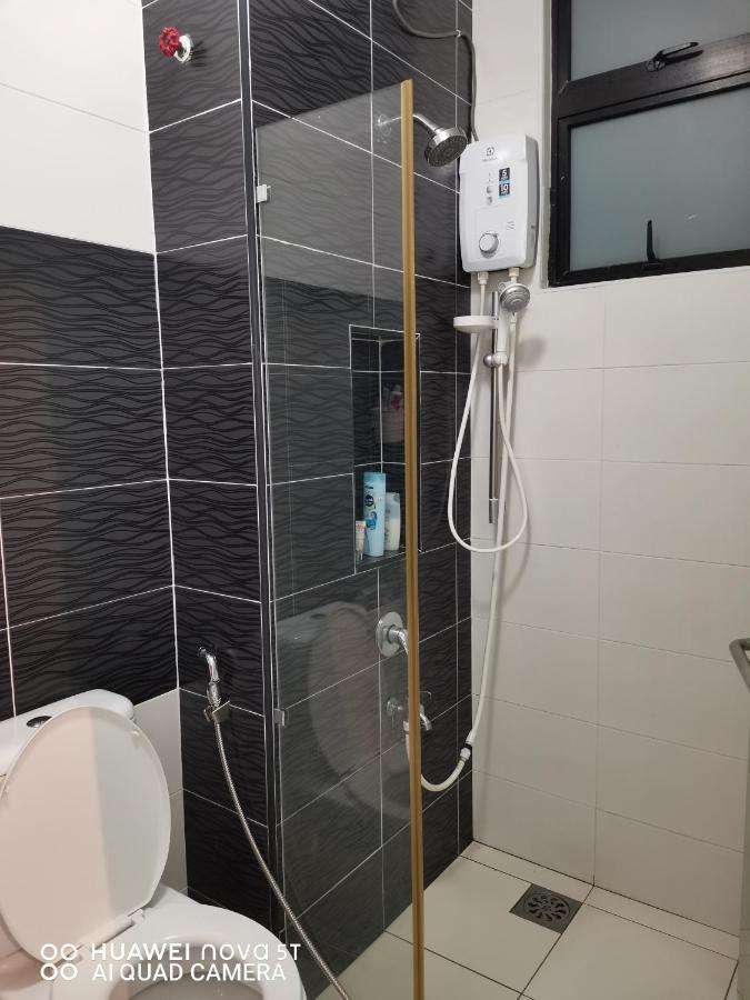 Pangsapuri Platino Aparment @ Paradigm Mall